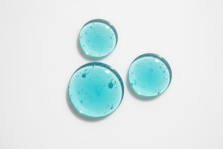 make it clear blue and 2-3 drops